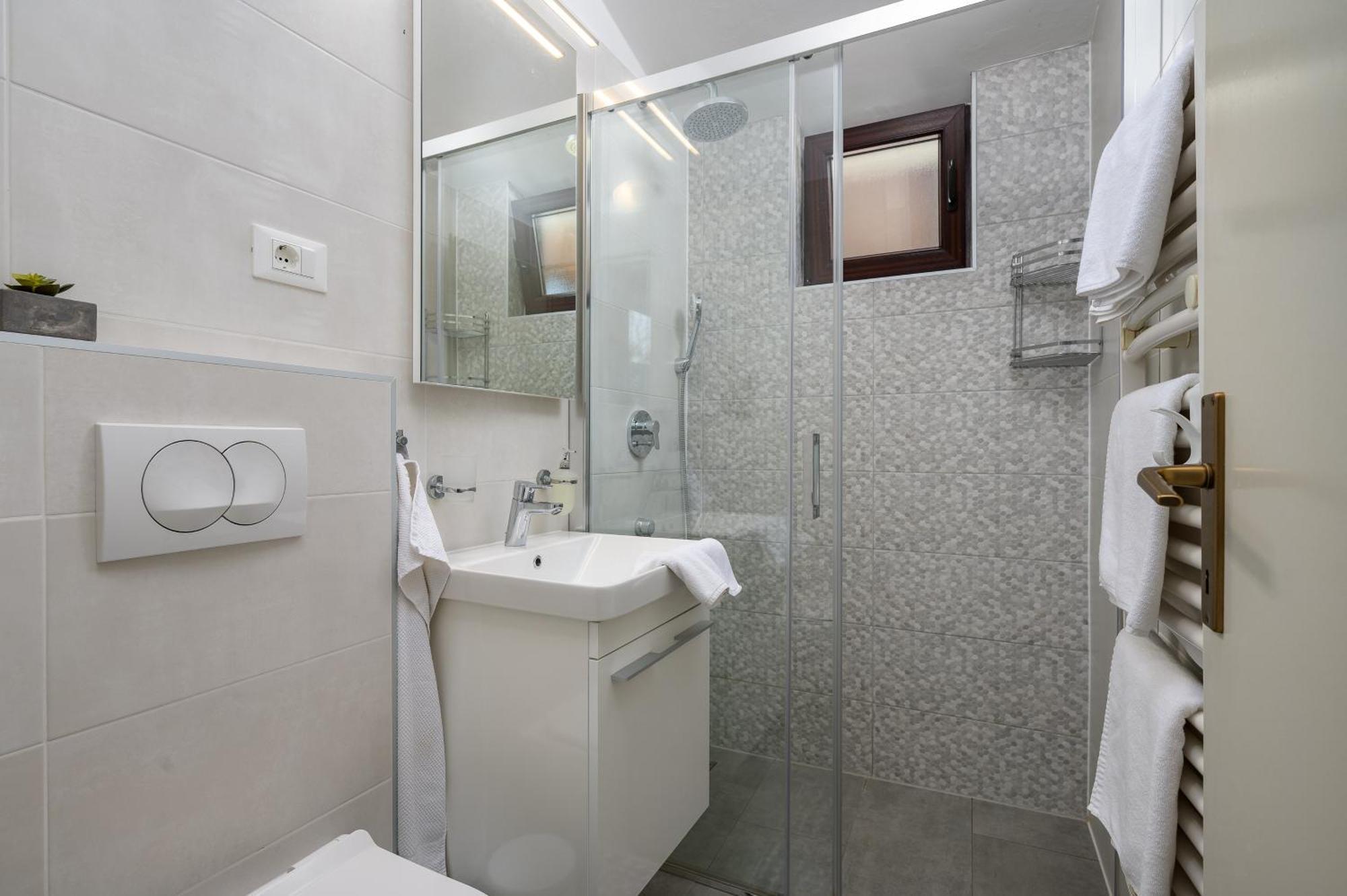 Apartments Tena 포레치 외부 사진