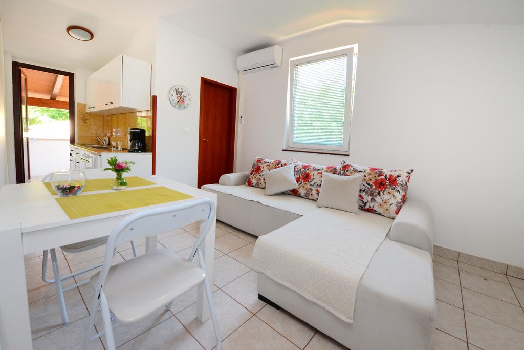 Apartments Tena 포레치 외부 사진